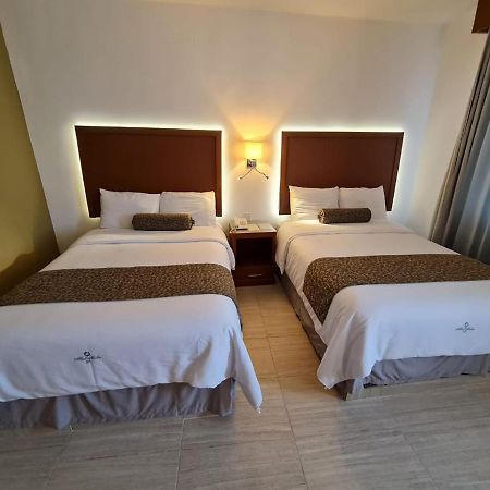 צ'טומאל Hotel Marlon מראה חיצוני תמונה