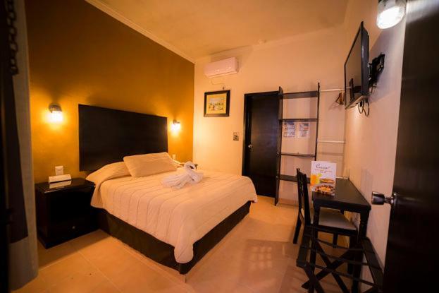 צ'טומאל Hotel Marlon מראה חיצוני תמונה