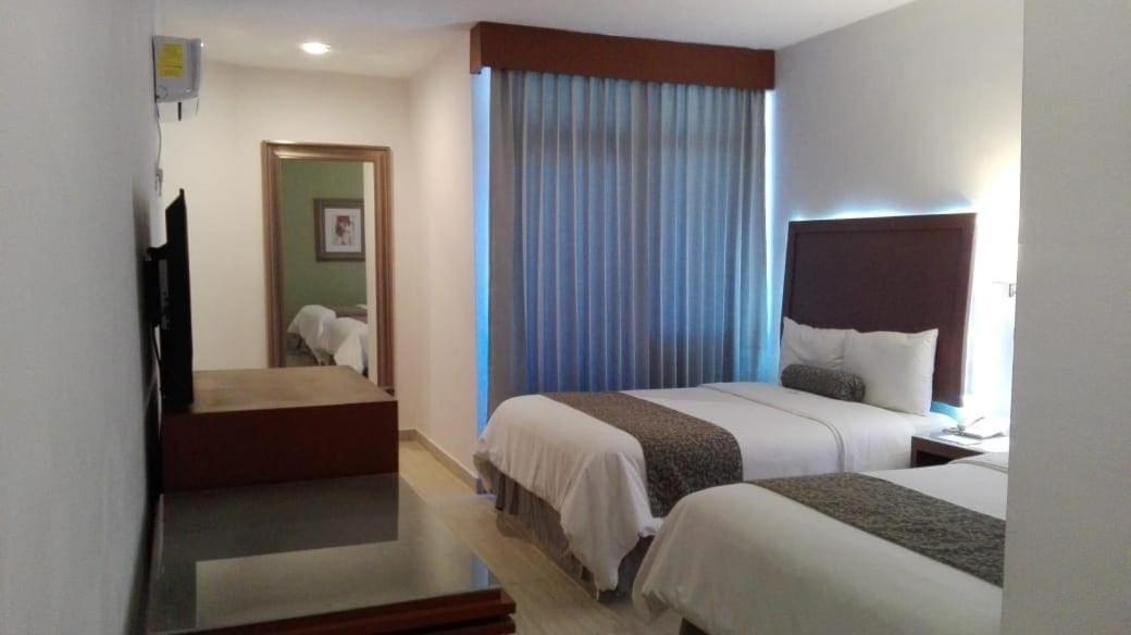 צ'טומאל Hotel Marlon מראה חיצוני תמונה