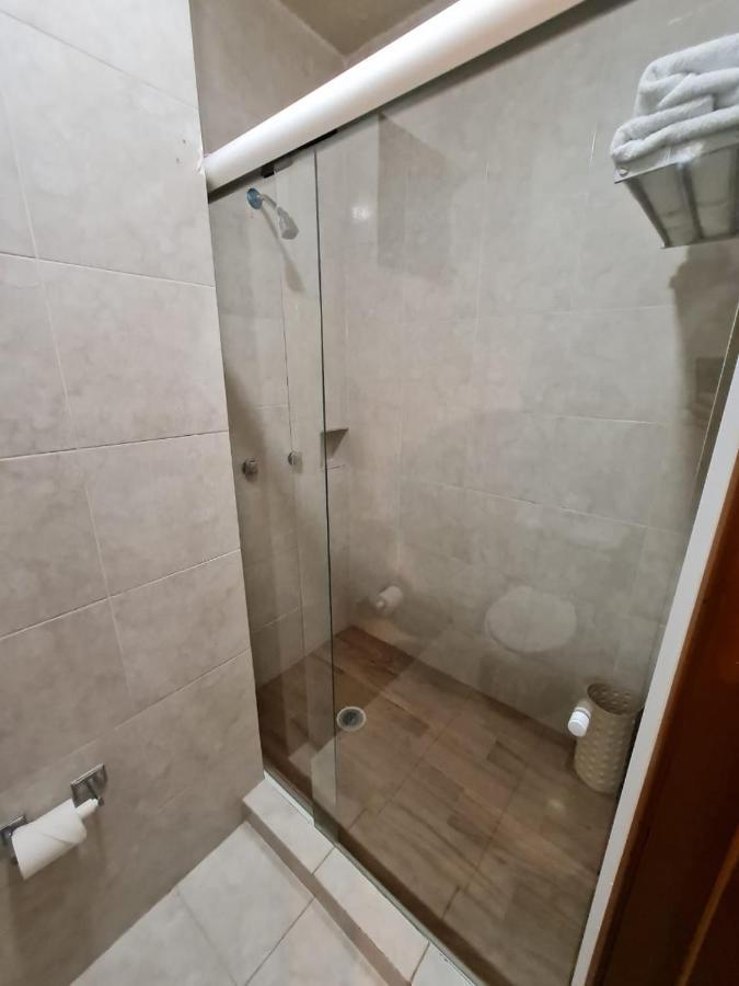 צ'טומאל Hotel Marlon מראה חיצוני תמונה