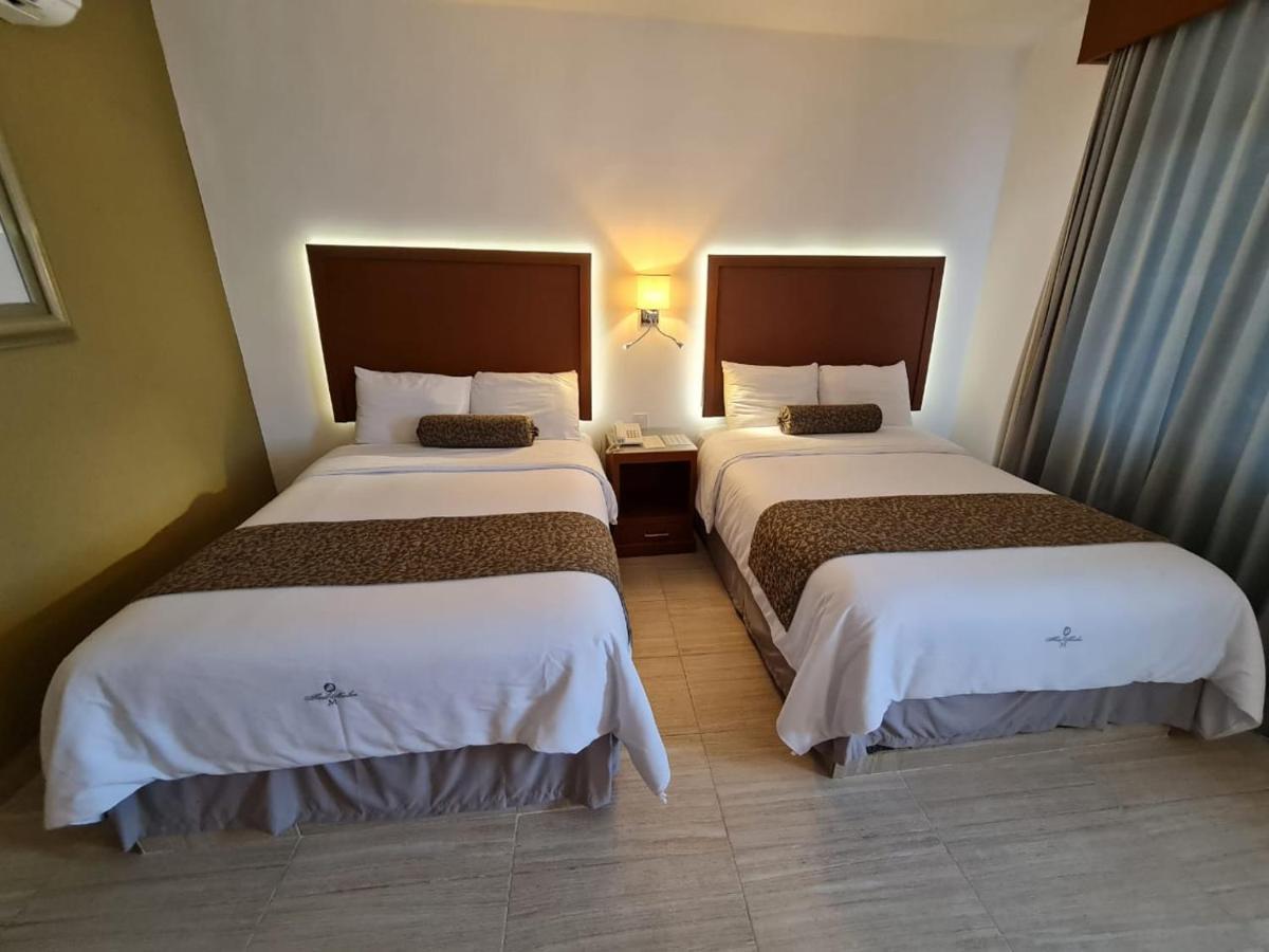 צ'טומאל Hotel Marlon מראה חיצוני תמונה