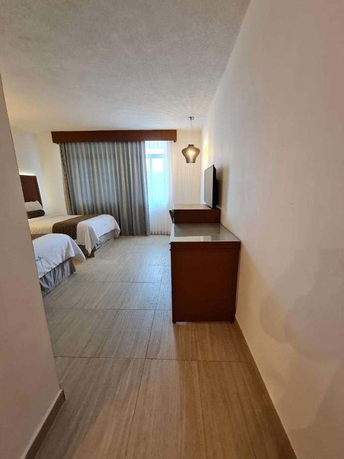 צ'טומאל Hotel Marlon מראה חיצוני תמונה