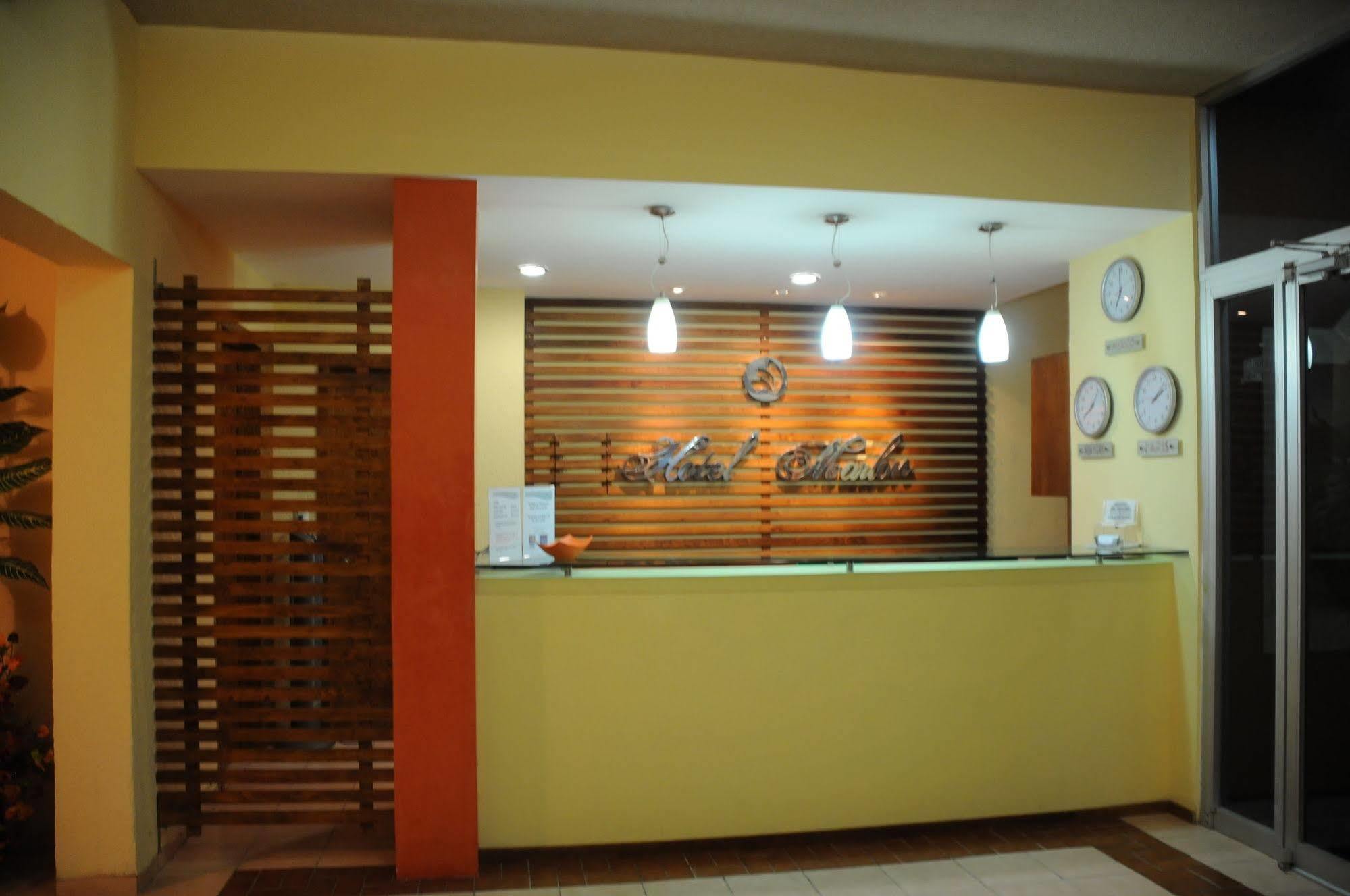 צ'טומאל Hotel Marlon מראה חיצוני תמונה